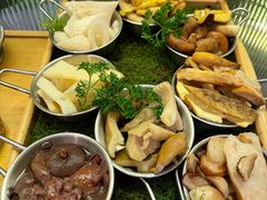 -一朵菌·野生菌探索家火锅(南亚店)