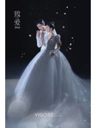 -雪中彩影婚纱摄影·微光艺术中心