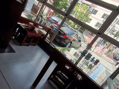 靠窗位-东方宫中国兰州牛肉拉面(新起街店)