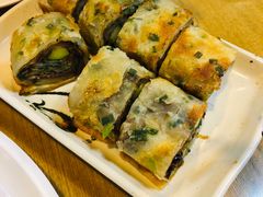 葱饼卷牛肉-台北楚楚园馅饼粥(虹桥南丰城店)