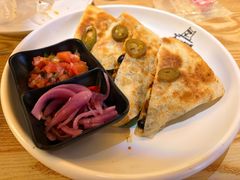 墨西哥鸡肉芝士饼-Famous肥猫墨西哥音乐餐吧(五棵松华熙LIVE店)