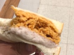 -沁屋面包店(人民东路店)