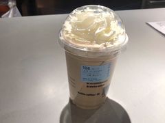 -瑞幸咖啡(东直门枢纽店)