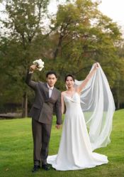 -雪中彩影婚纱摄影·微光艺术中心