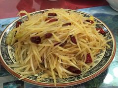 -乡土特色.冷锅鱼.牦牛肉汤锅