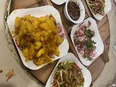 -三江鱼东北特色铁锅炖(骆驼店)