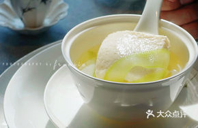 Clear Soup Chicken Bean Flower Soup