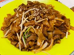 干炒牛河-小龍鳳餐室(番禺路店)