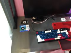 -杰拉电竞·网咖(杭州钱塘区龙湖金沙天街店)