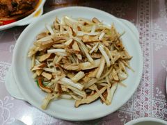 -天乐农家鱼头王(天目湖店)