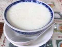 热姜撞奶-周大娘牛乳(旧寨古村总店)