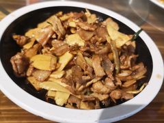 冬笋炒肉-古道村落(温汤店)