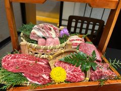 -山川小町·极番烧肉(新地假日广场店)