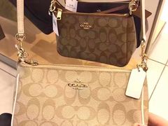 -COACH蔻驰(赛特奥特莱斯店)