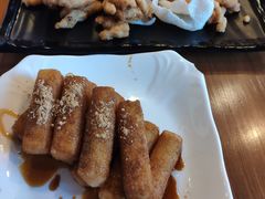 -炉小二铜锅牛蛙•川湘菜(三里屯店)
