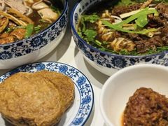 -镇南锅盖面馆(解放路店)