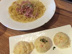 -玛格萝妮(汇智国际商业中心店)