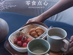 -芷迹江景酒店(五一广场汇景城店)