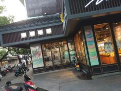 门面-资溪面包(城中店)