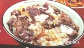 马来拜拉条子小锅抓饭烧烤(吐鲁番路店)