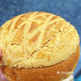 港式茶餐厅的菠萝包就没有不好吃的 疯狂掉渣啊