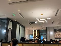 -港丽餐厅(高德置地店)