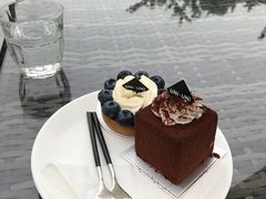 -UNI UNI(环亚凯瑟琳店)