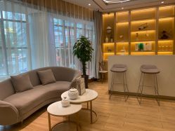 -香港倾城国际·美容美体中心