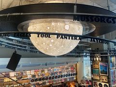 -黑胶星球(华发中城商都店)