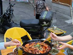 -鸿顺老铁锅美蛙鱼府(解放碑店)