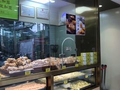 面包甜点陈列柜-鲍师傅糕点(百盛西南商都店)