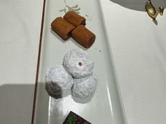 -四季民福烤鸭店(外滩外白渡桥店)