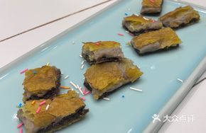 Crispy Skin Taro Paste Crispy Duck
