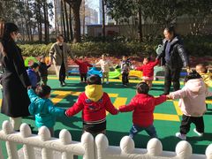 -小门牙好性格托育(北外滩中心)