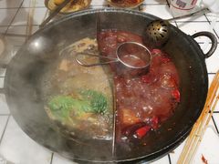 -伍师兄市井火锅(东部星悦天地店)