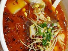 -渝是乎酸菜鱼·川渝小炒(新世界百货望京店)