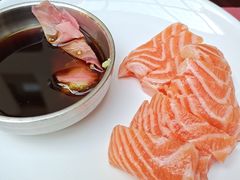 冰鲜三文鱼-朗丽兹自助餐厅