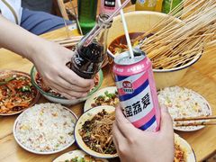 -拈签一笑黄牛肉辣卤串串