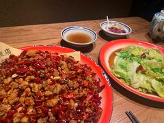 -泥糊破店小酒馆·团建聚餐(南京西路店)