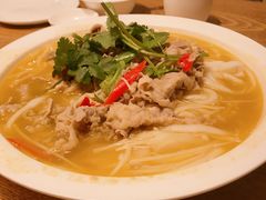 酸汤肥牛-品大三(大行宫店)