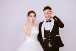 -爱完美婚纱摄影工作室(丈八北路店)