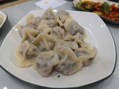 -大肚水饺锅贴·家常融合菜(新港店)