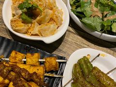 -郑享吃烧烤烩面(红专路店)