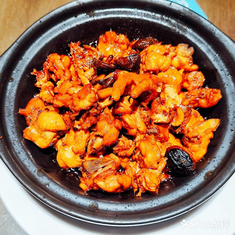 三杯鸡旗舰店：一杯米酒、一杯猪油、一杯酱油