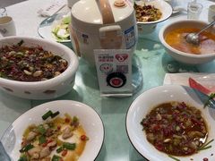 -湘君私厨.16年湘菜店(金匙望湖店)