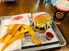 -FATBURGER 特富客汉堡(外交公寓店)