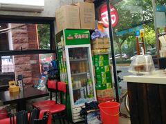 -丽影重庆小面(定西路店)