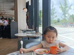 -必胜客(尹山湖歌林公园店)