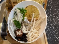-洪氏嗨捞·猪肚鸡火锅(阳光天地店)