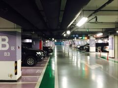 -凯德MALL太阳宫店-地下停车场